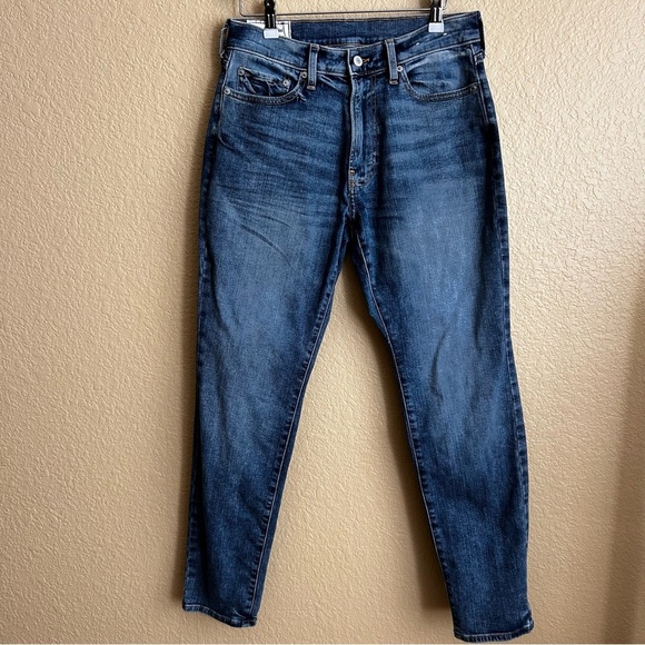Abercrombie & Fitch Athletic Slim Stretch Jeans - Picture 9 of 11